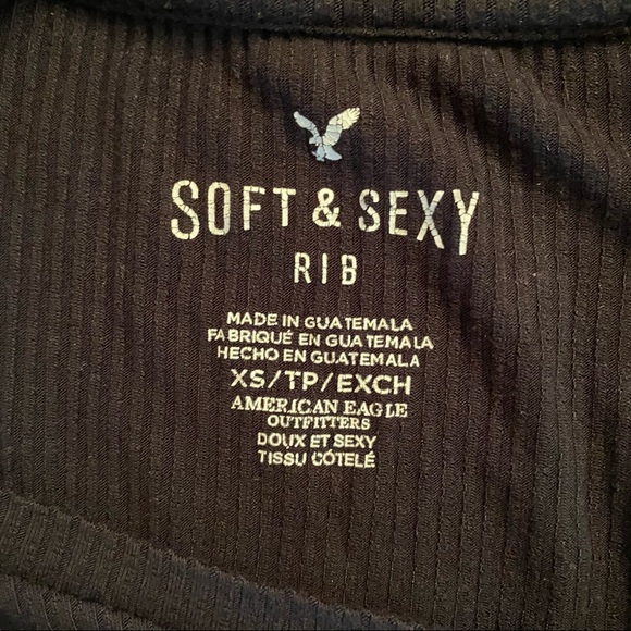 American Eagle Black Tee with Shoulders Cut Out - Picture 7 of 7